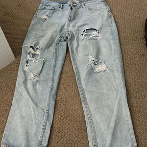 StreetWear society light washed rip jeans